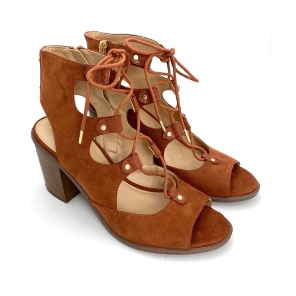CIRCUS by Sam Edelman Kiera Ghillie Ankle lace up Bootio in Tan - Picture 5 of 9